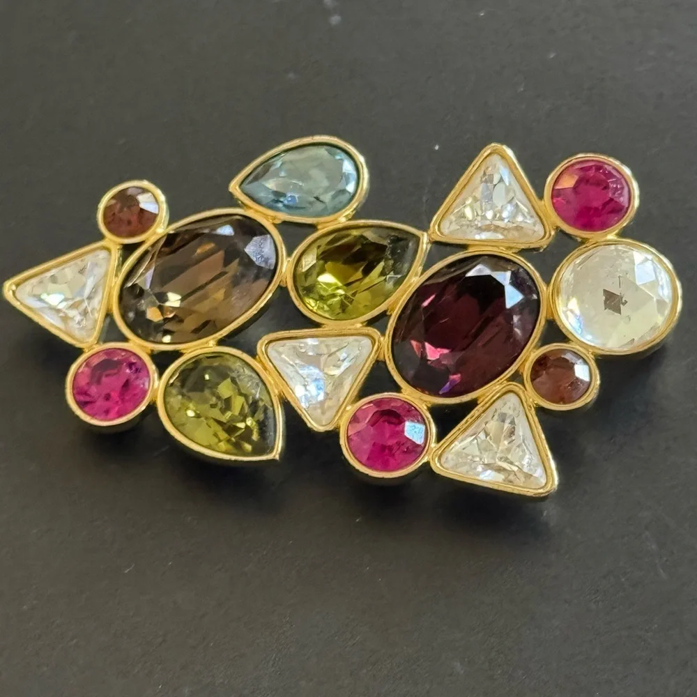 Swarovski Brooch - Picture 1 of 9
